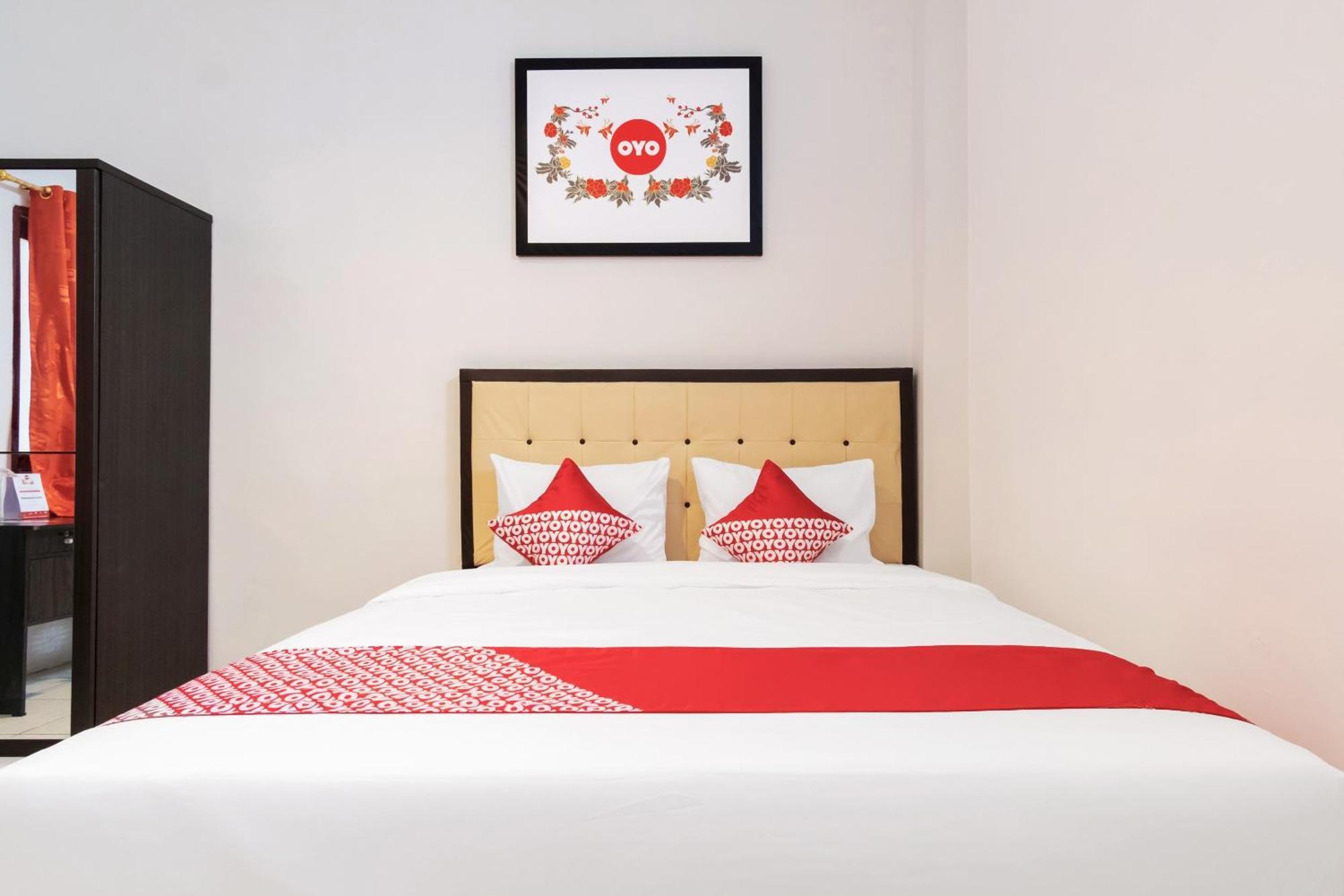 Oyo 622 Bakti Homestay Medan Exterior photo
